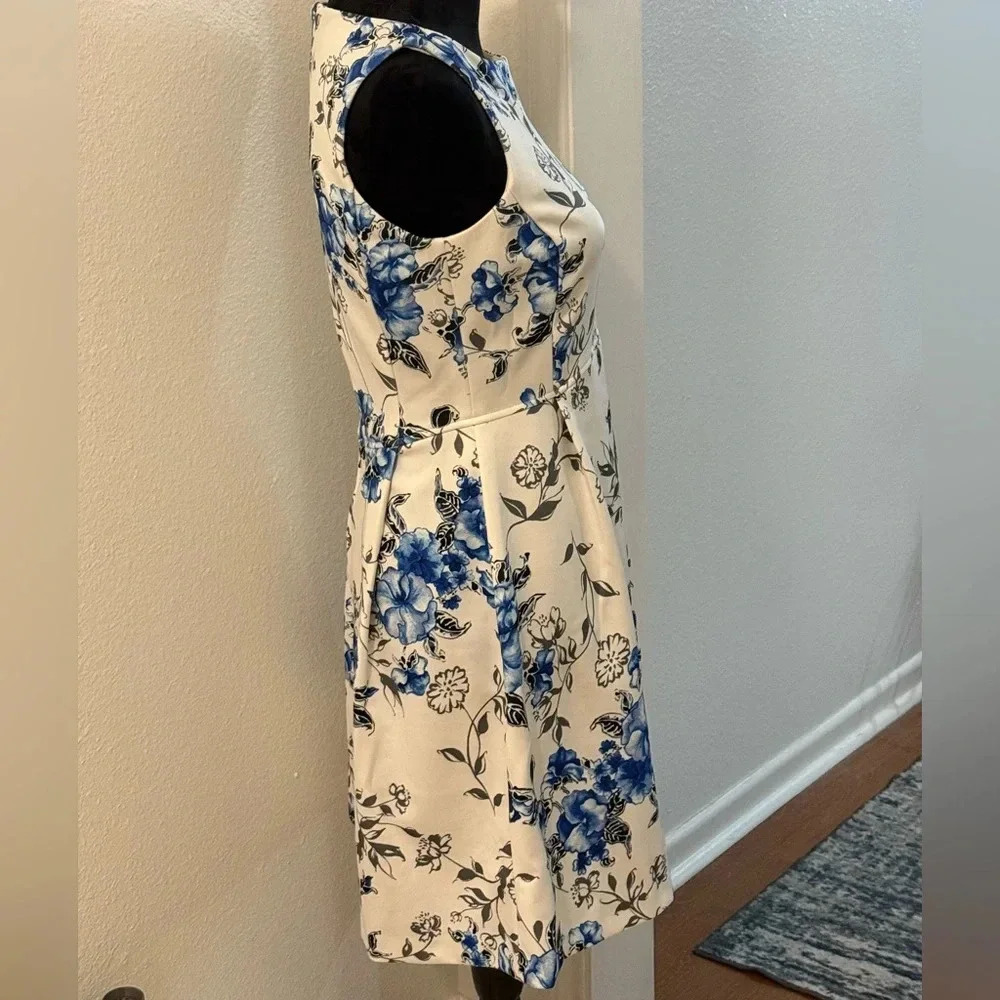 American Living Blue & White Floral Print Round Neck Sleeveless Midi Dress - Picture 2 of 6